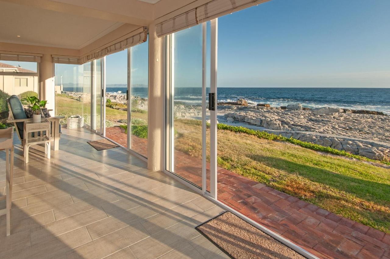 Hermanus Haven, Entire Home, On The Sea, Private Pool, Secure Exterior photo