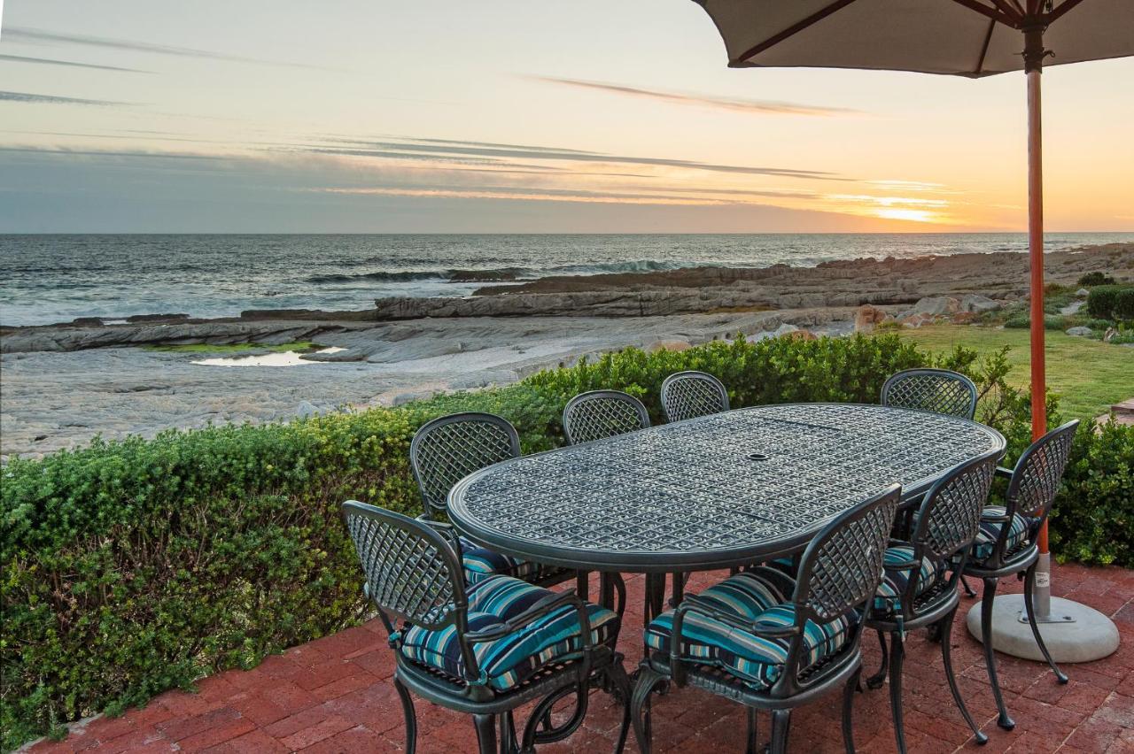 Hermanus Haven, Entire Home, On The Sea, Private Pool, Secure Exterior photo