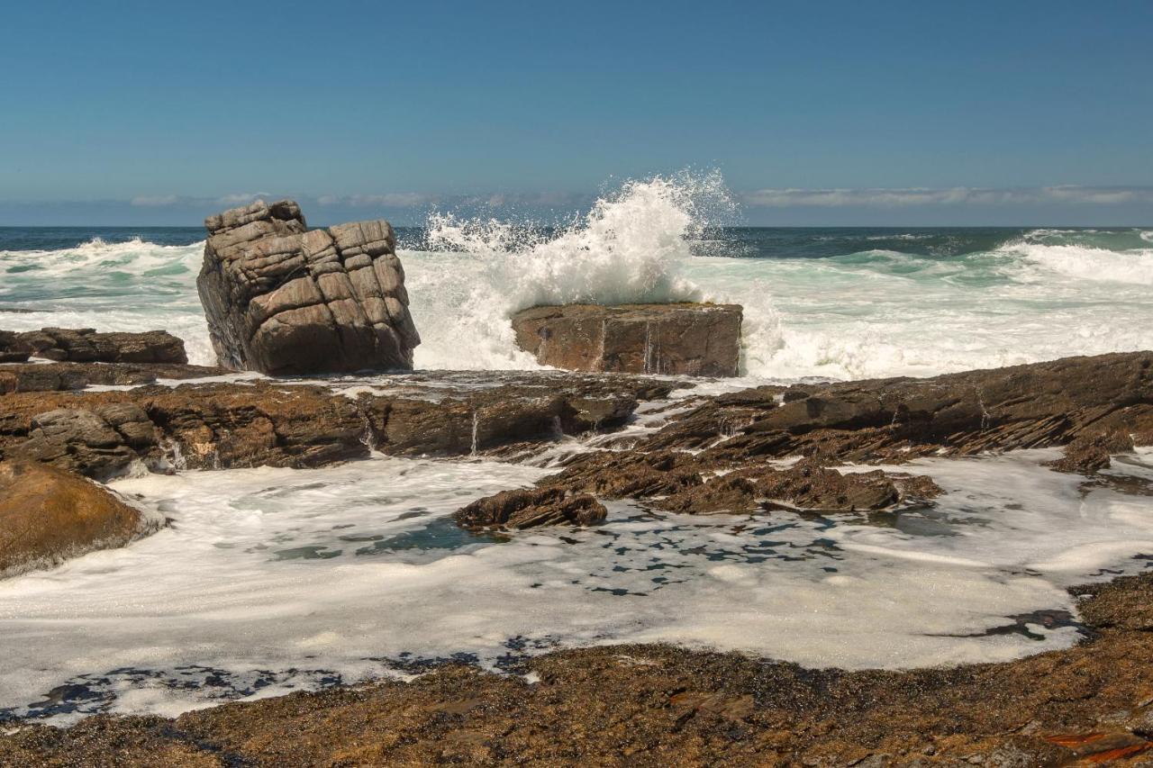 Hermanus Haven, Entire Home, On The Sea, Private Pool, Secure Exterior photo